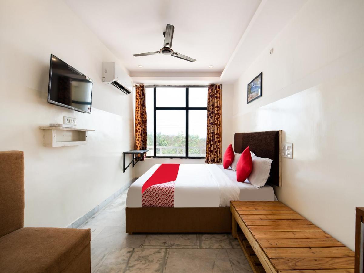 Oyo 69511 Hotel Sea E Pearl Visakhapatnam Luaran gambar